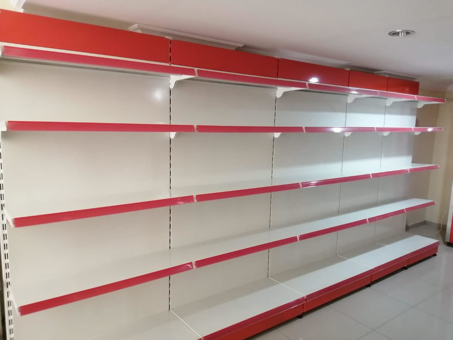 Muhteşem Dekoratif Raf Sistemleri modeli dekorasyonu